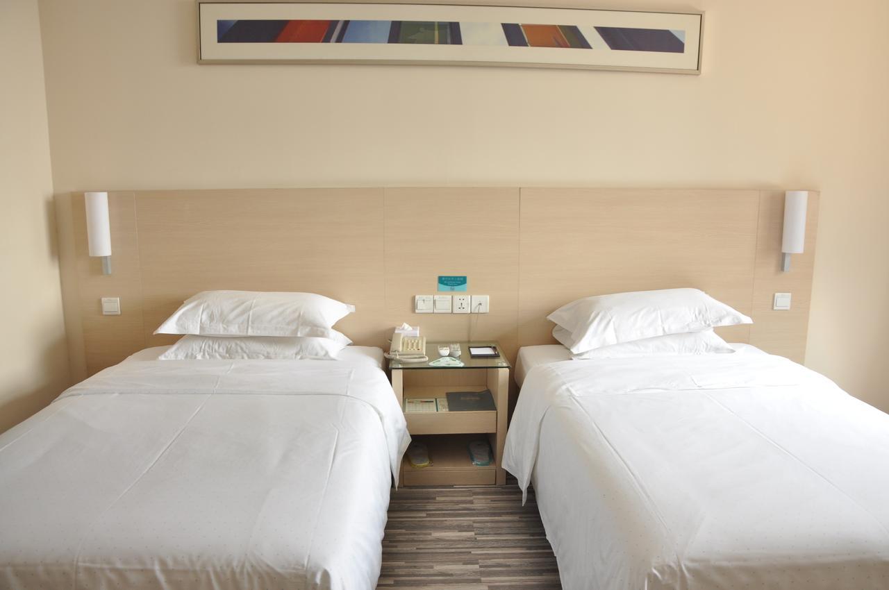 City Comfort Inn Wuhan Caidian Square Екстер'єр фото