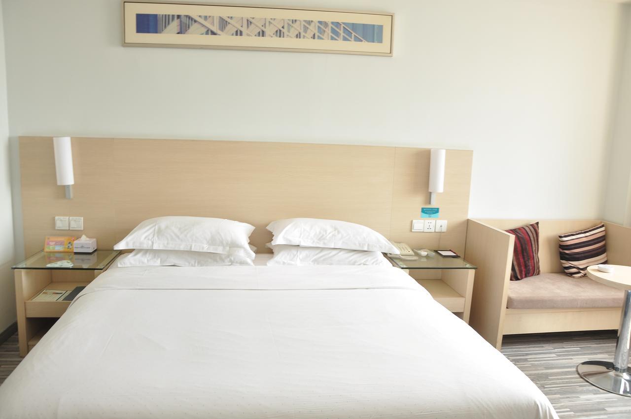 City Comfort Inn Wuhan Caidian Square Екстер'єр фото