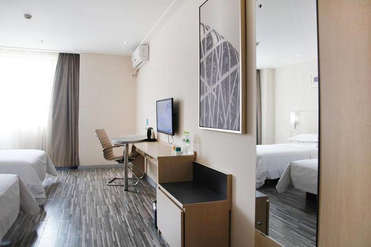 City Comfort Inn Wuhan Caidian Square Екстер'єр фото