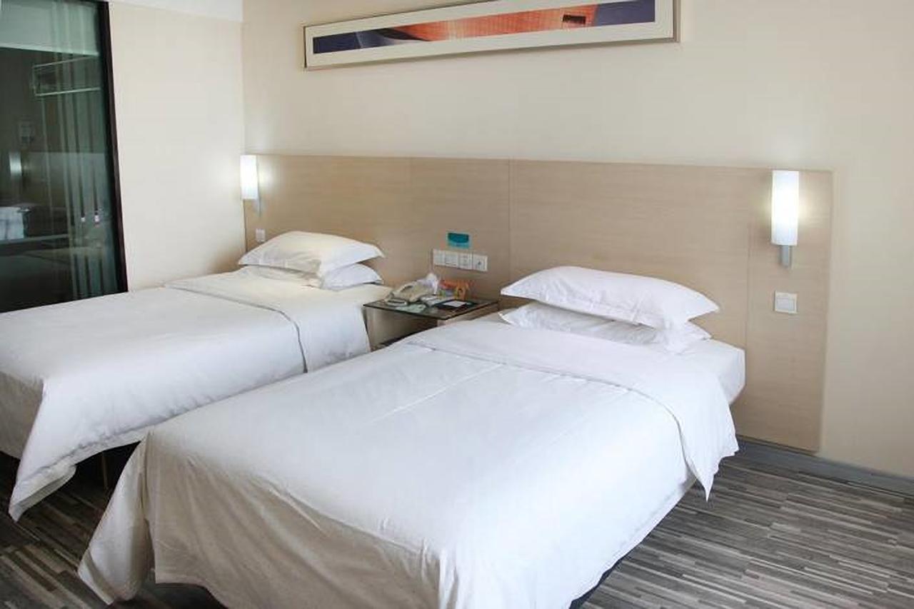 City Comfort Inn Wuhan Caidian Square Екстер'єр фото